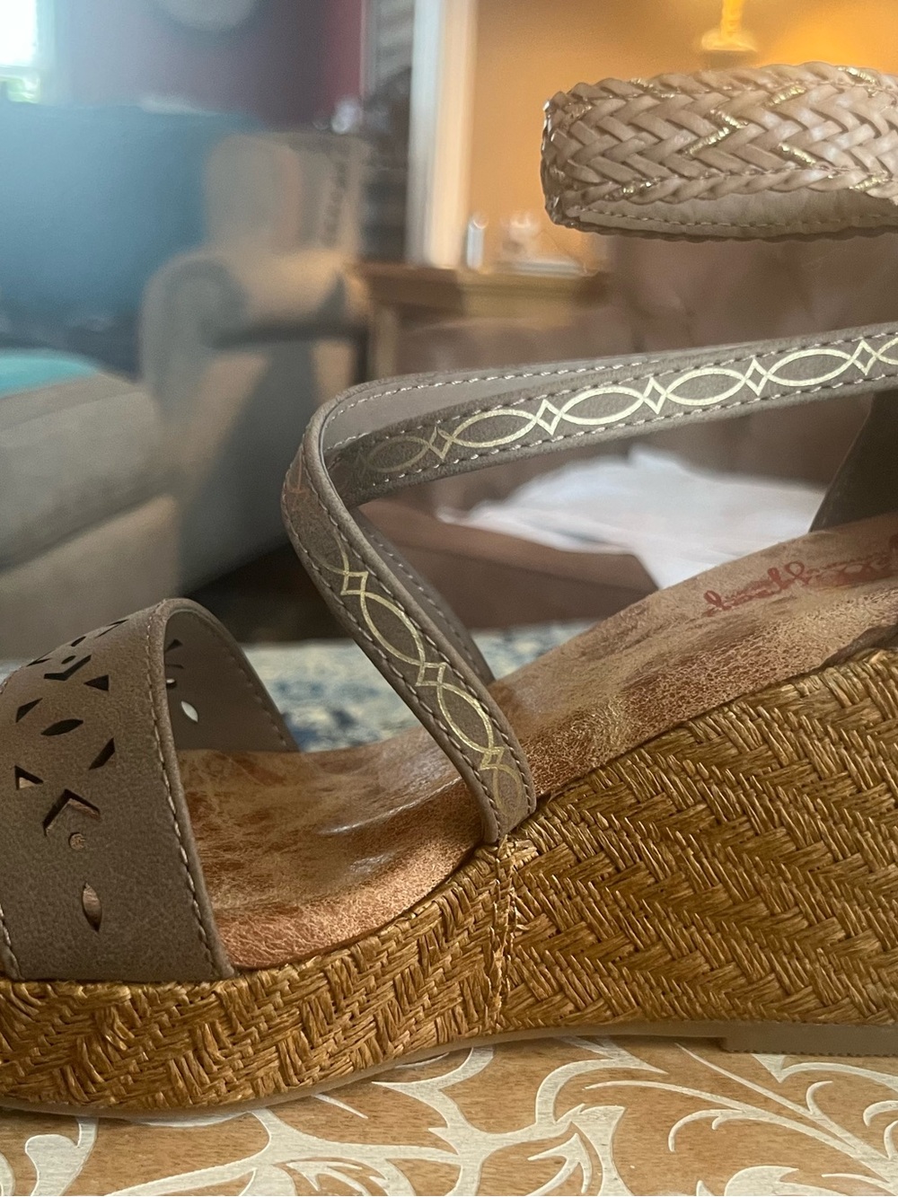 Jellypop Taupe Braided Memory Foam Ankle Strap Wedge Sandals Sz 6.5 - Picture 4 of 8